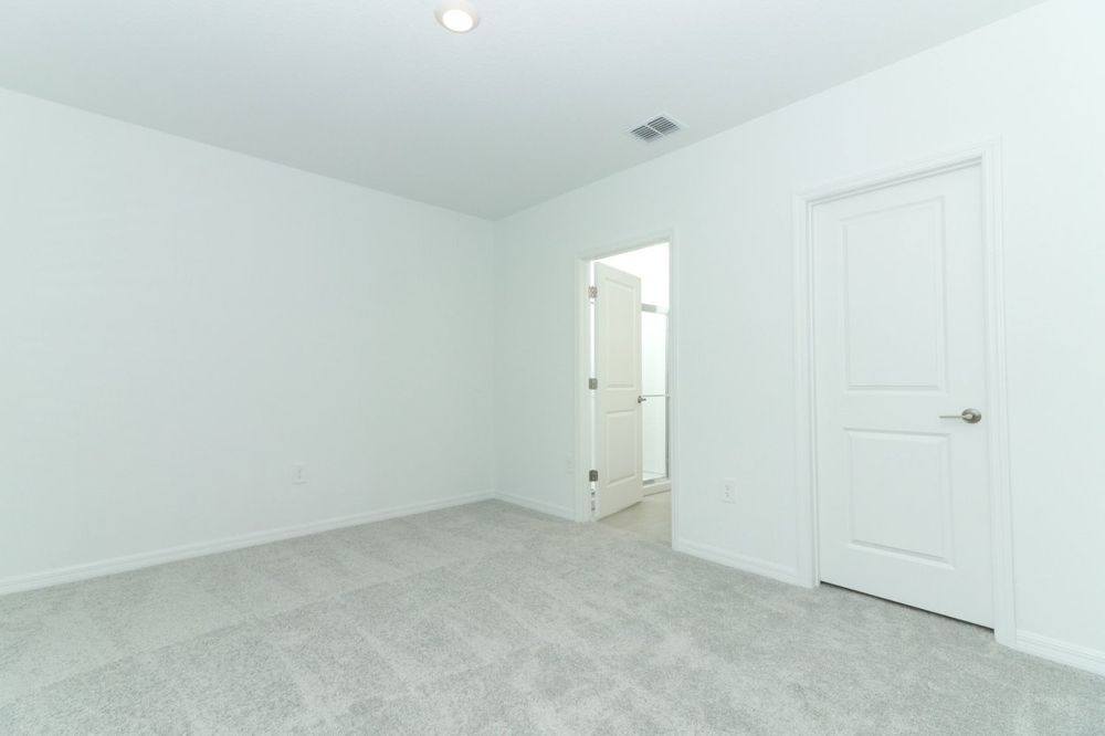017-Master_Bedroom_Alt_View
