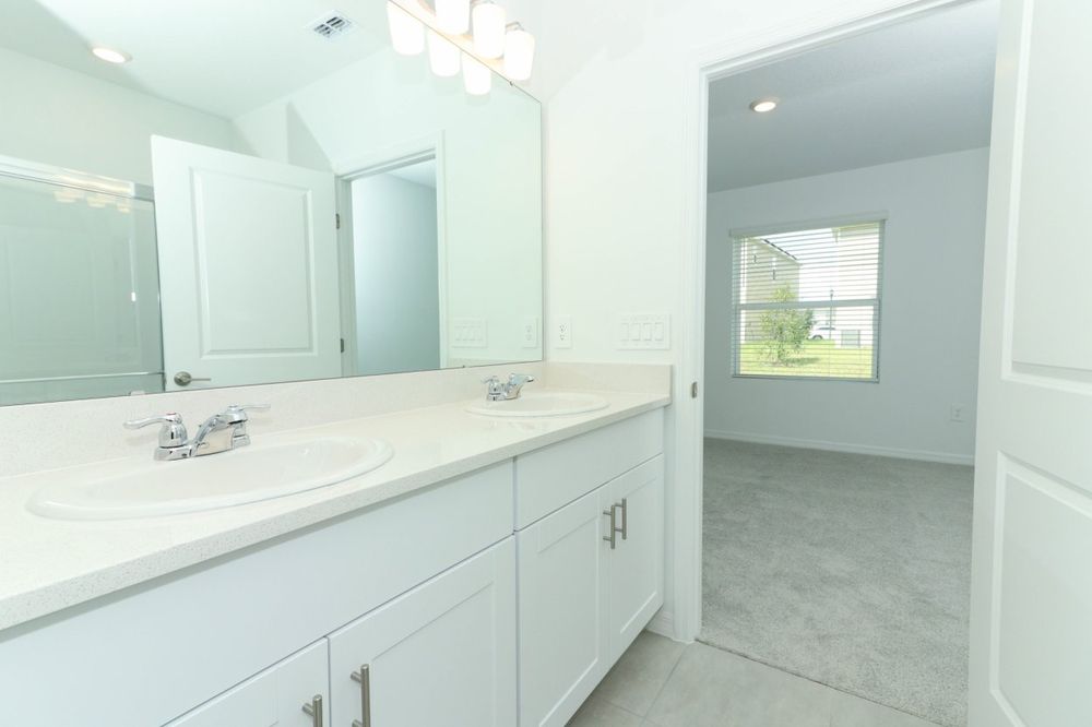019-Master_Bathroom