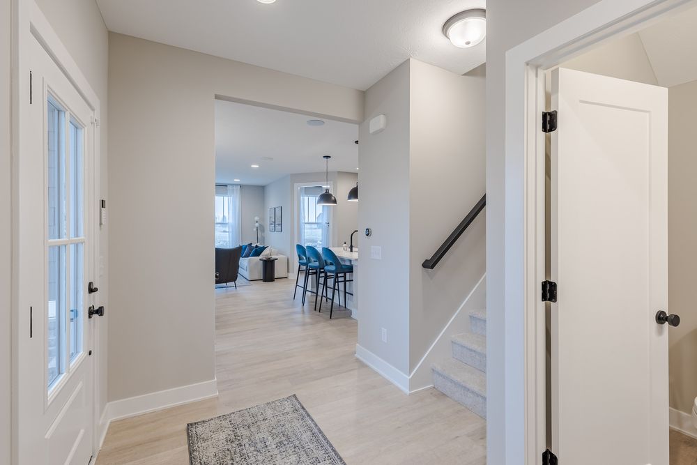 01 Front Entry