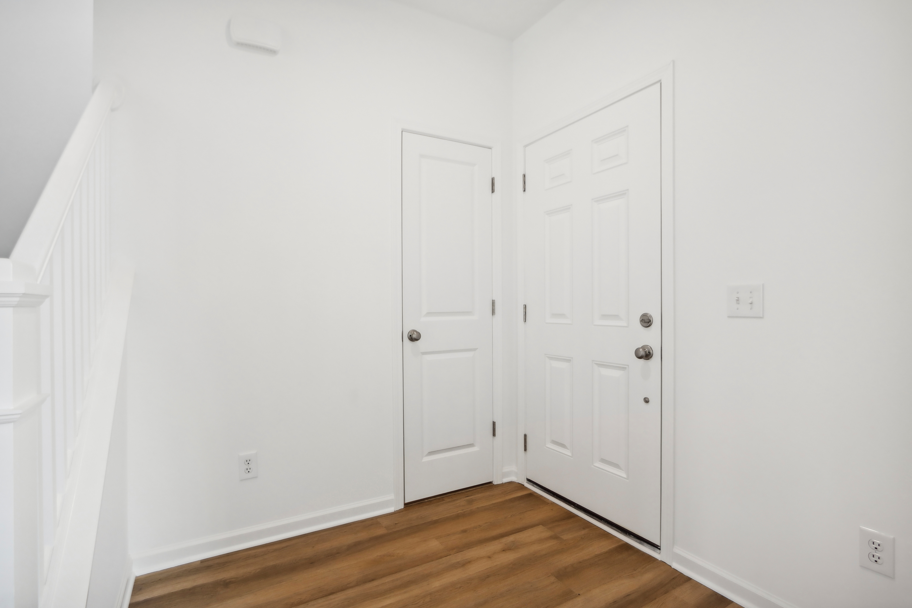 01 Front Entry
