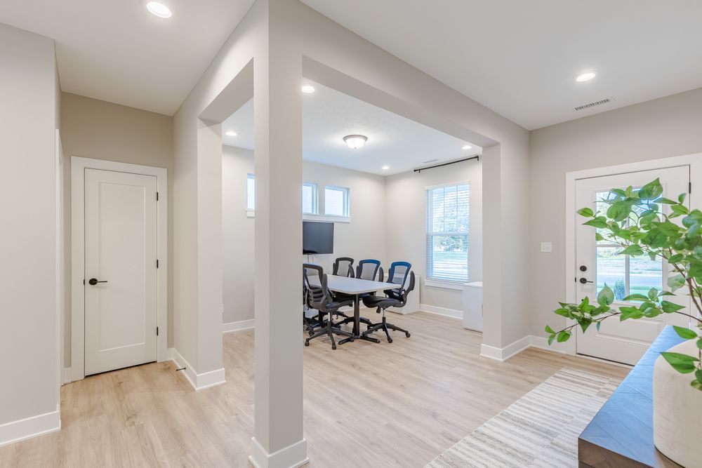 02 Entry Foyer
