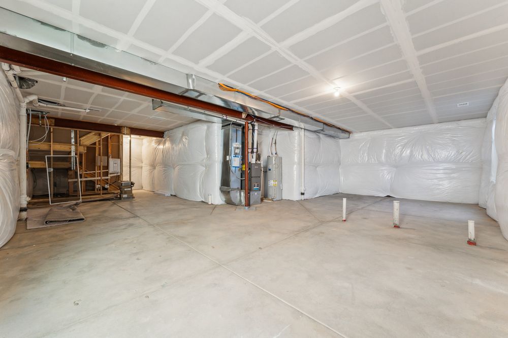 034-8948-Whiteclover-St