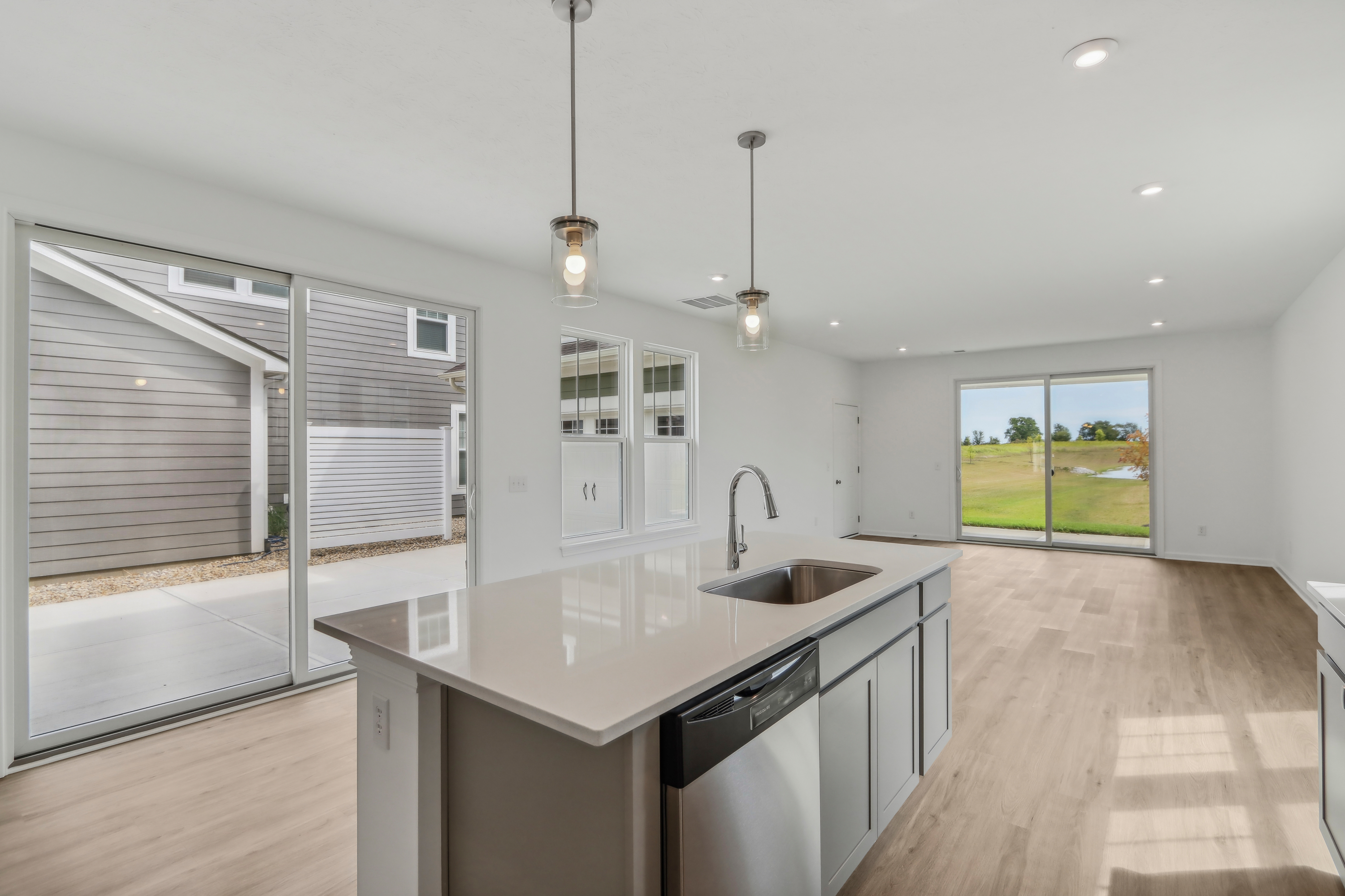 09 Kitchen