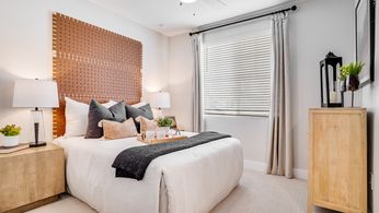 12_Unit-1_Yardly-Bellalago_Orlando_Private-Backyards_Townhome-for-Rent.jpg