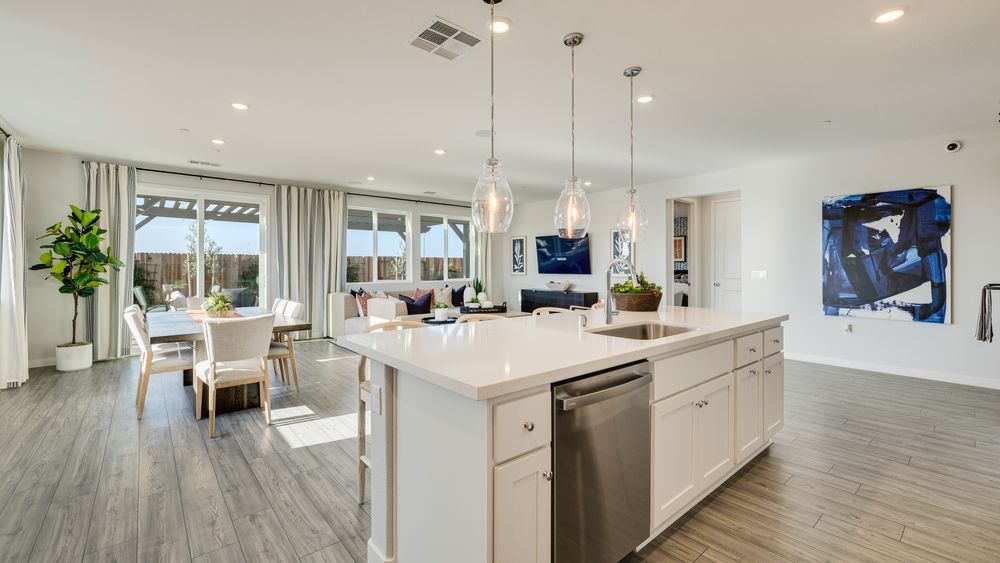 114 Larkspur