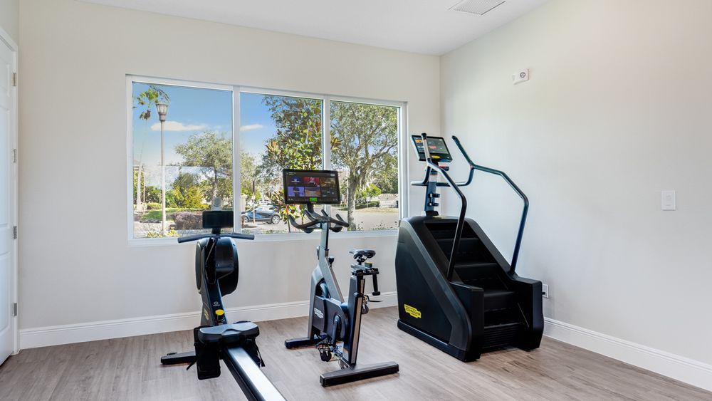 11_Yardly-Bellalago_apartments-for-rent_community-gym
