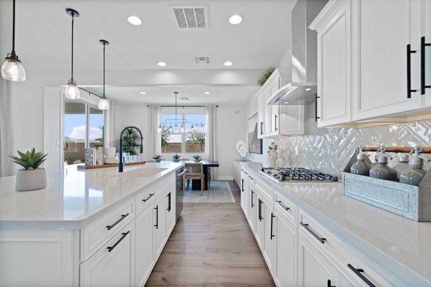 12 Kitchen