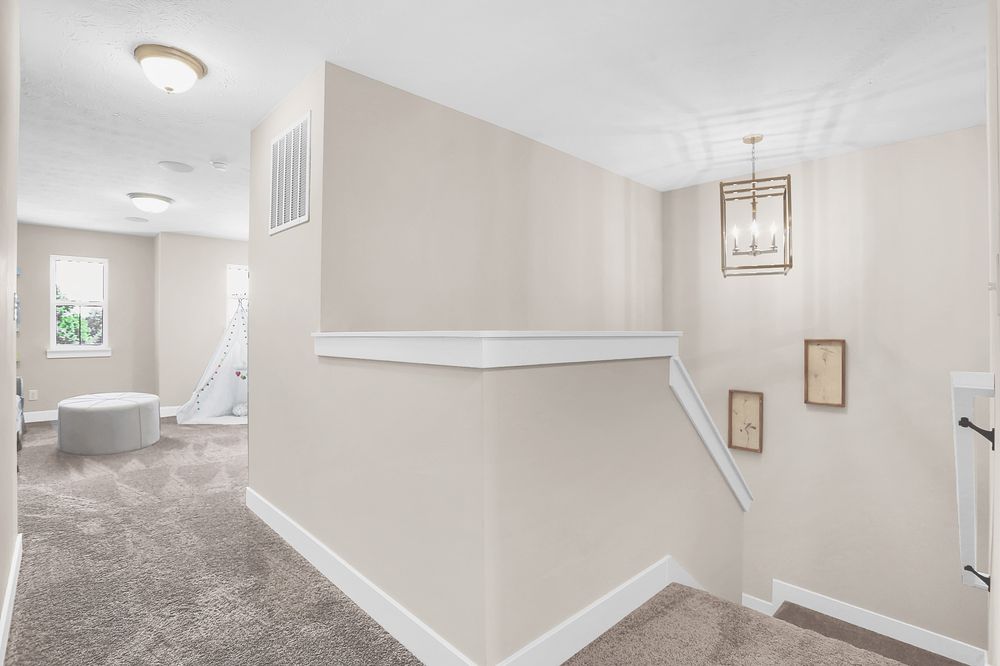 13 Stair Landing