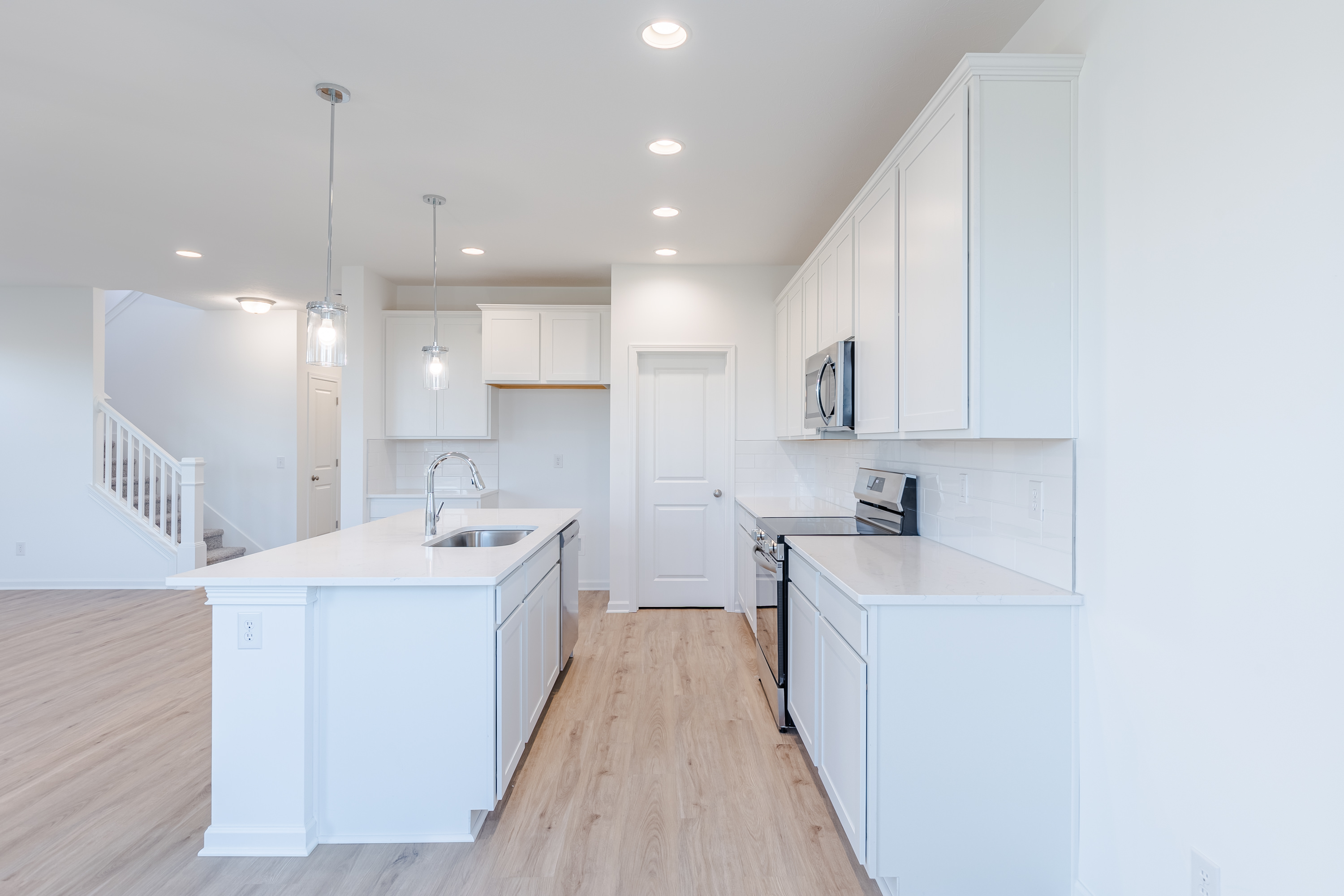 14 Kitchen