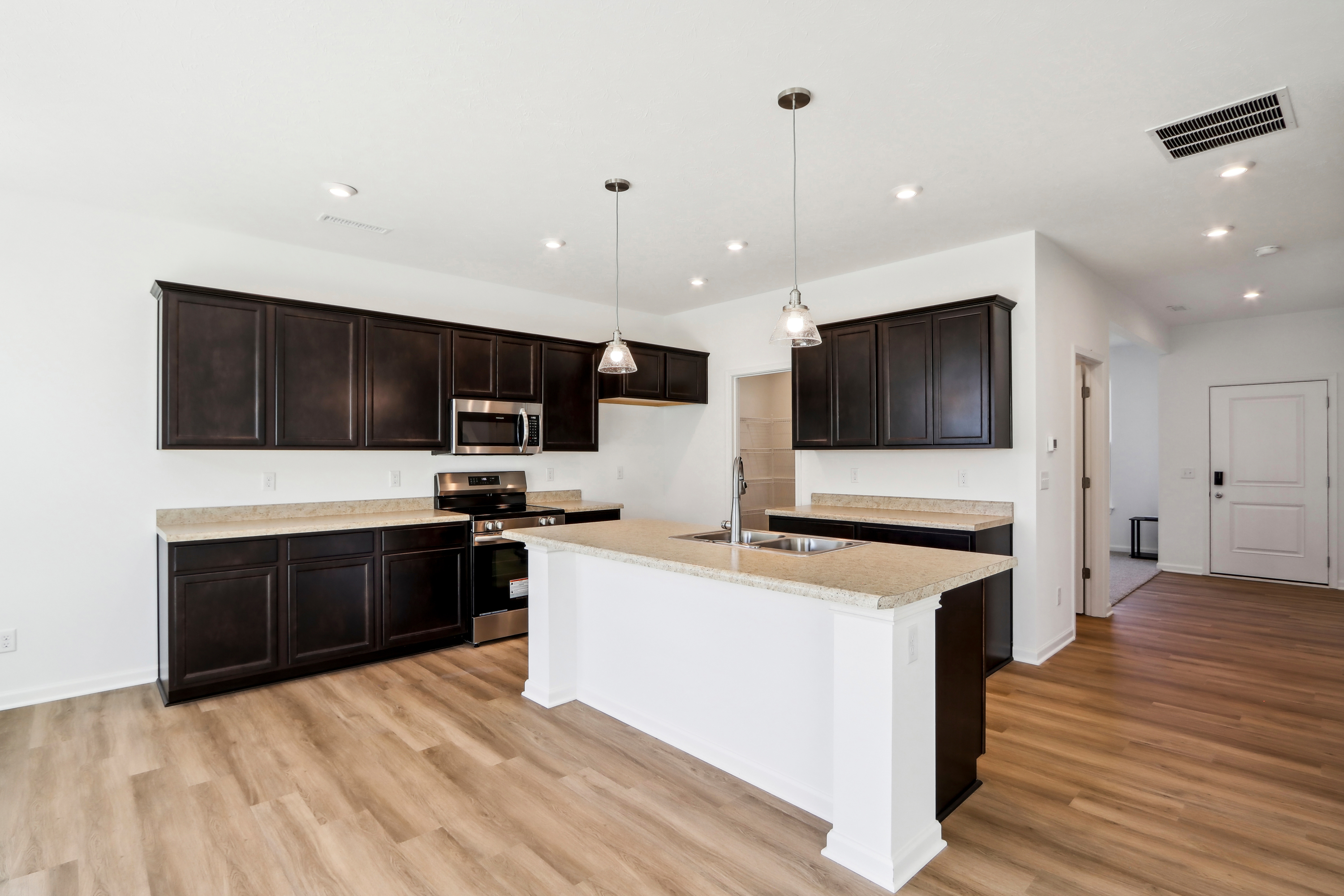14 Kitchen