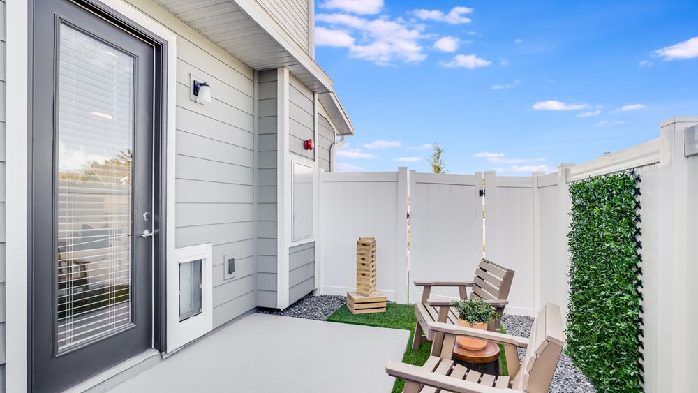 14_Unit-1_Yardly-Bellalago_Orlando_Private-Backyards_Townhome-for-Rent