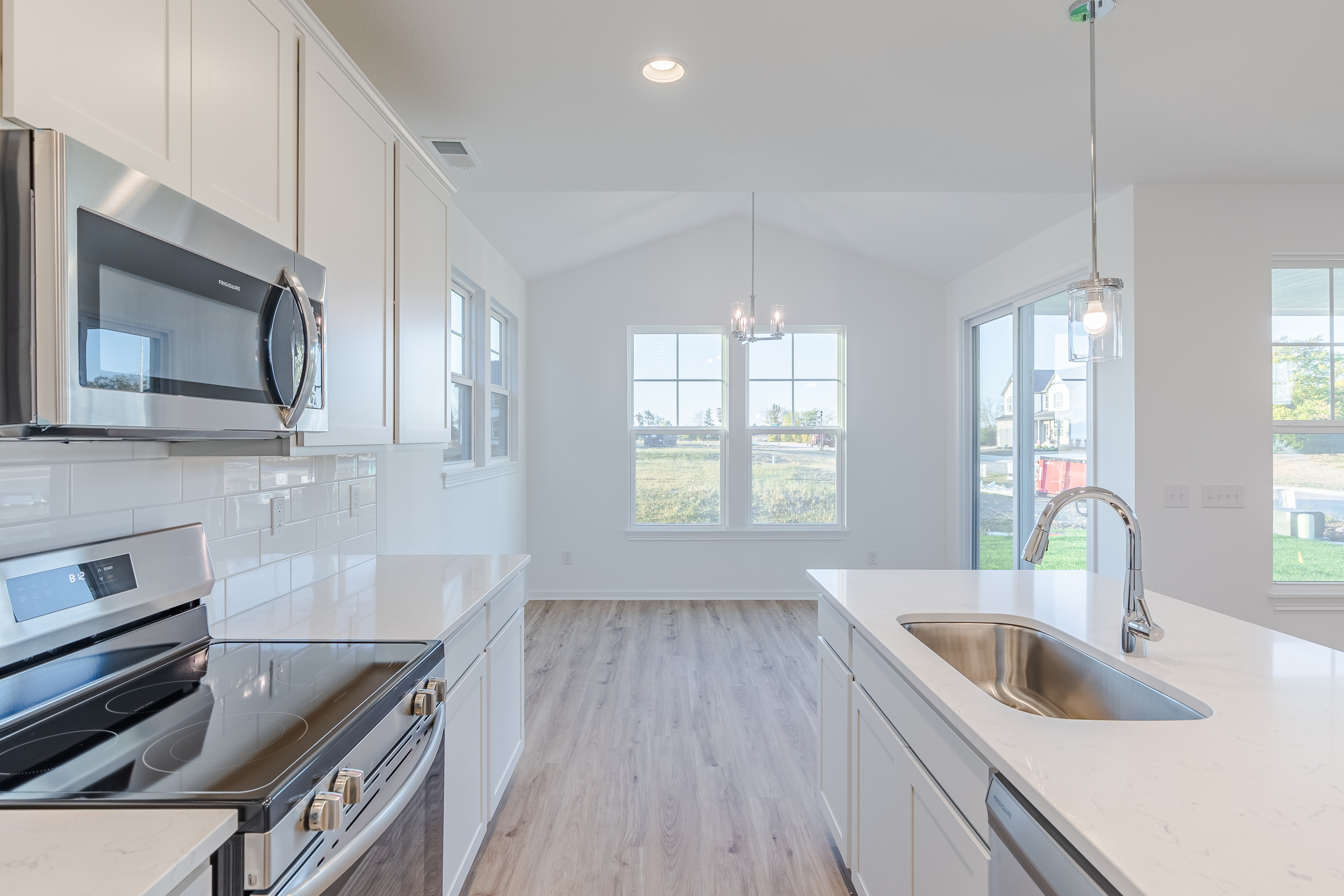 15 Kitchen