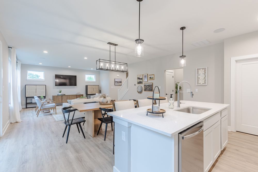 15 Kitchen