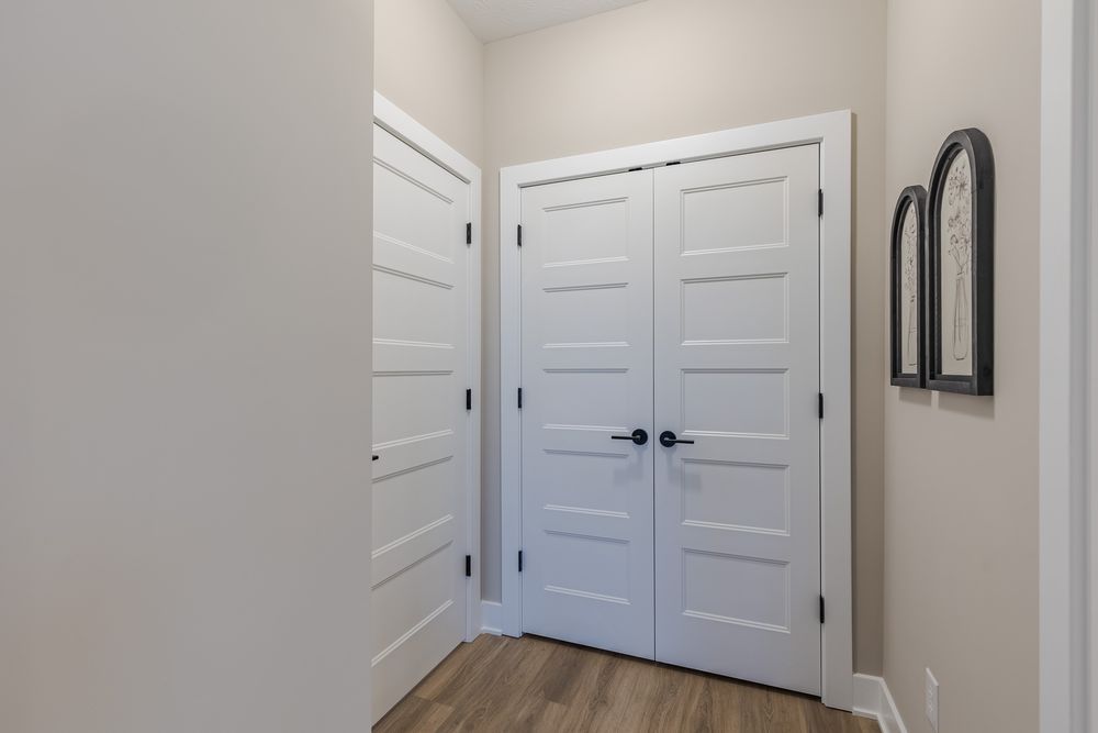 16 Closet
