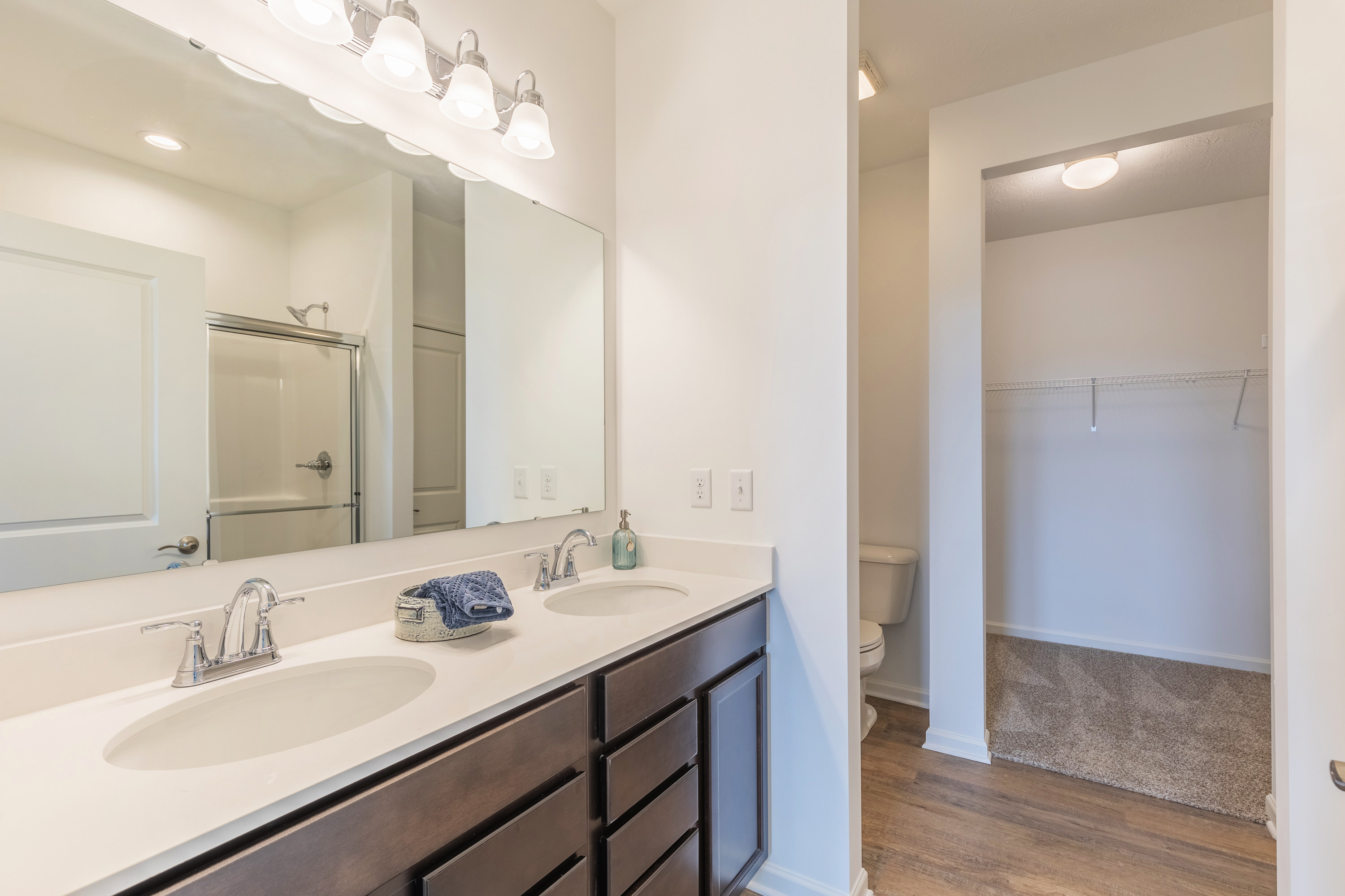 16 Primary Bathroom