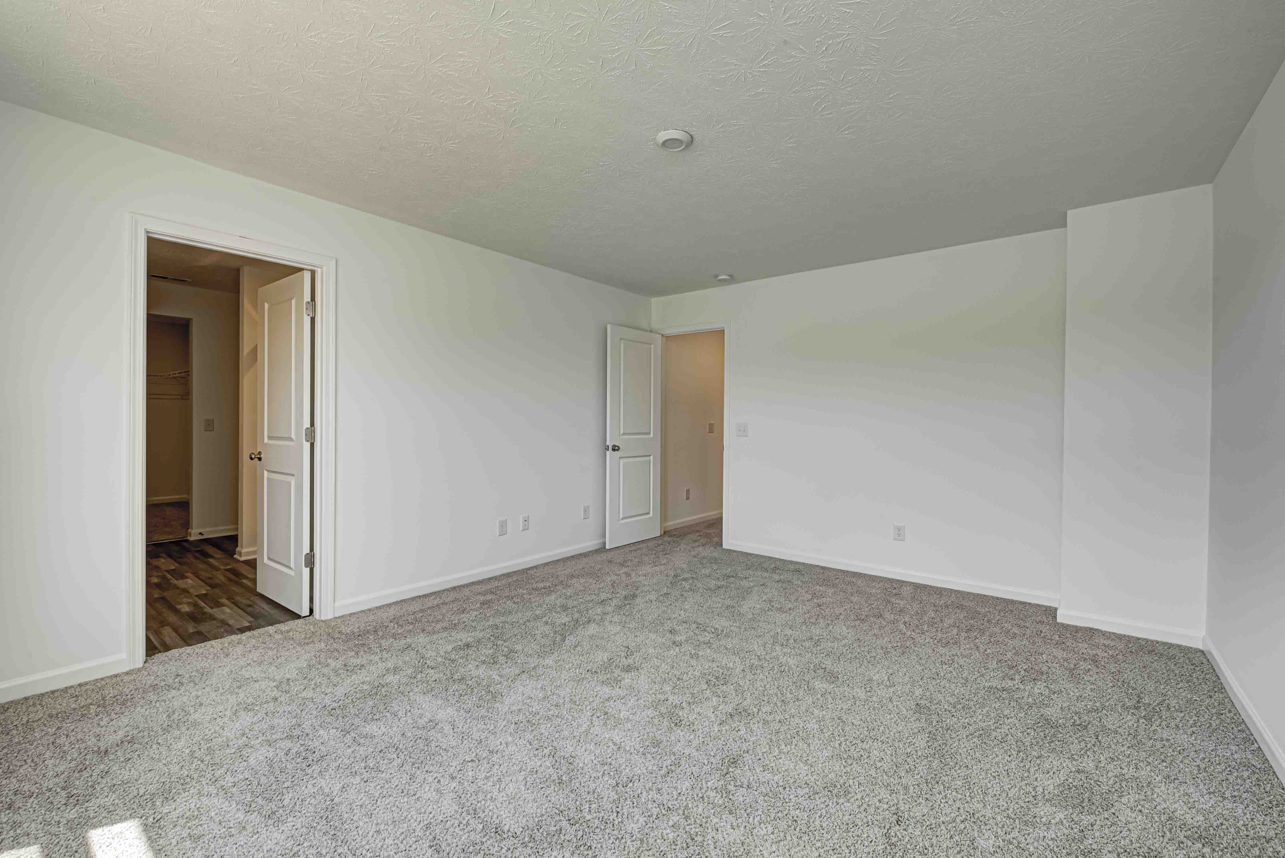 16 Primary Bedroom