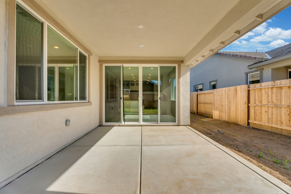 Home for Sale 1726 Lakeridge Lane Lot 568, Lincoln, CA 95648