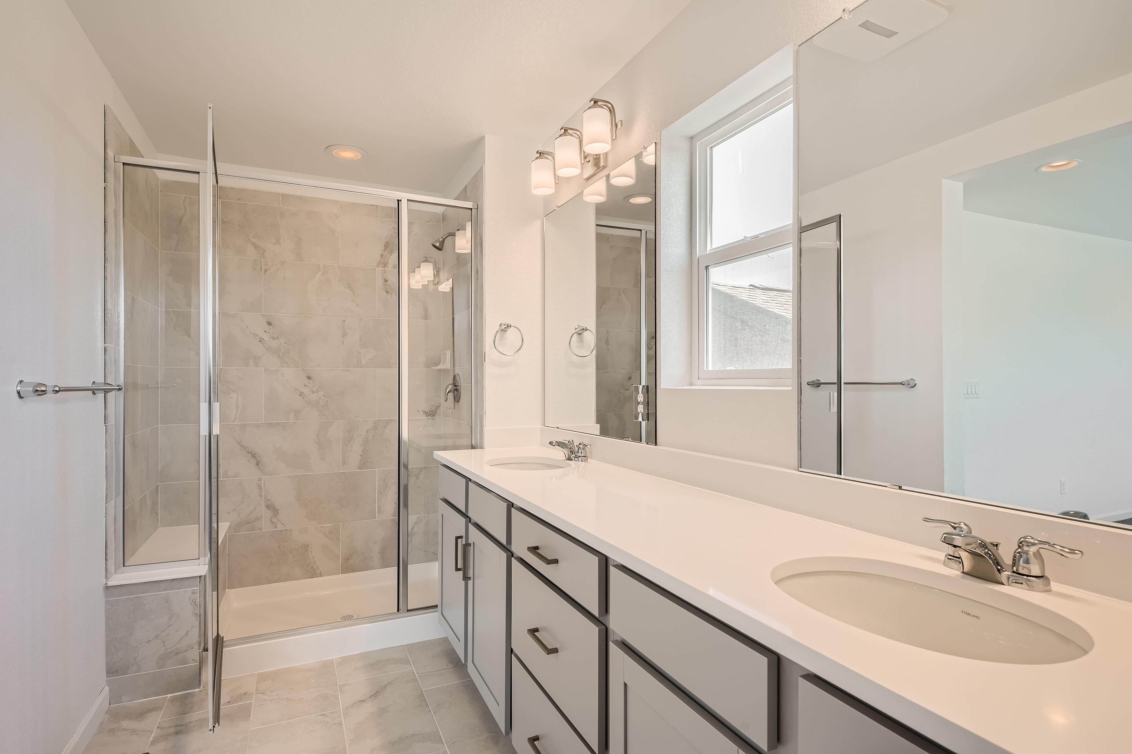 17 2nd Floor Primary Bathroom
