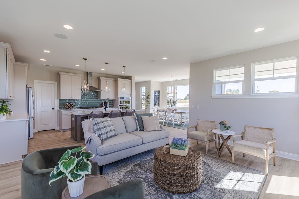 Great Room Looking At Kitchen
