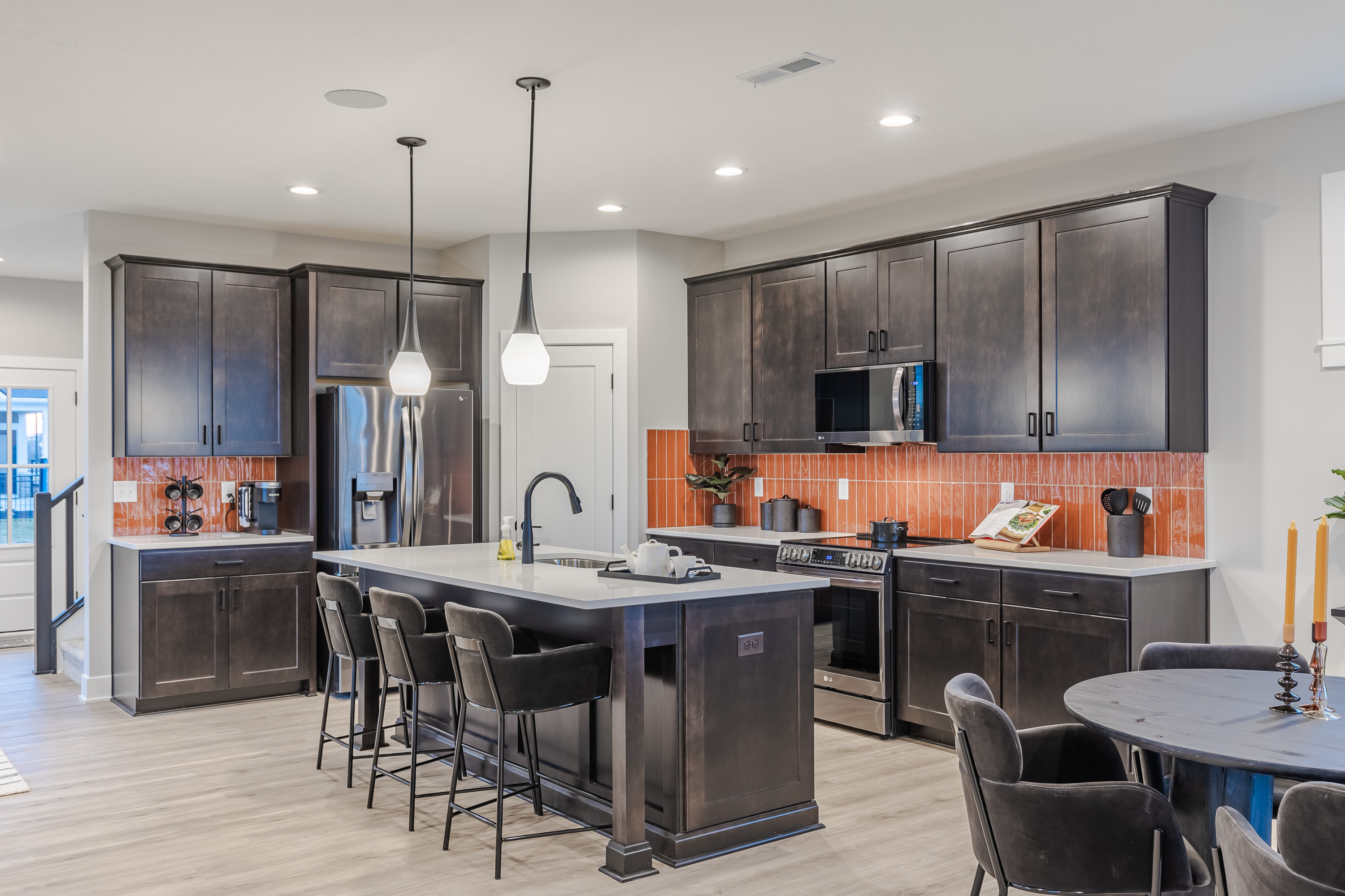 17 Kitchen