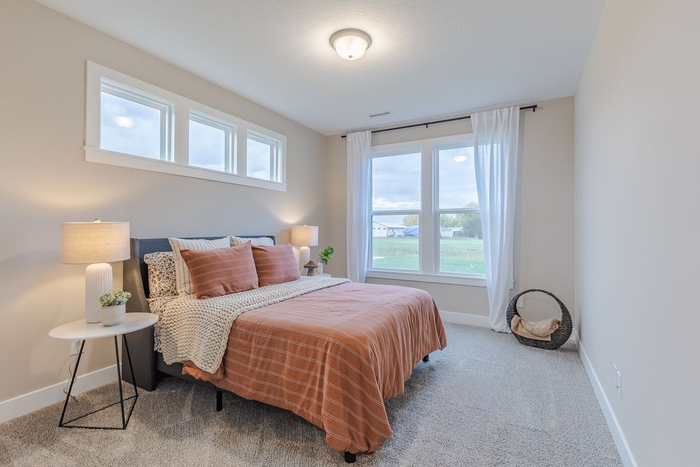 18 Guest Room