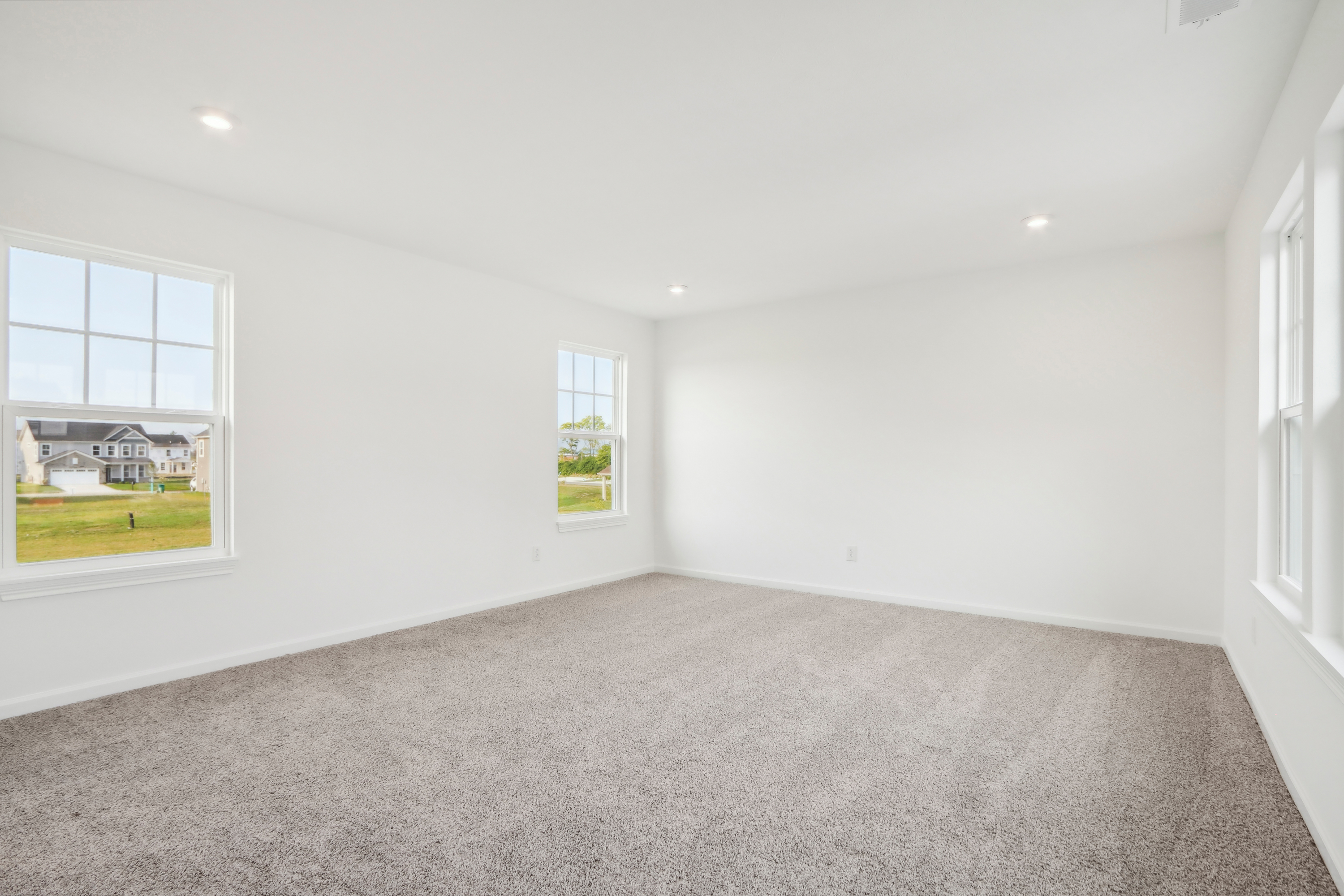 18 Primary Bedroom