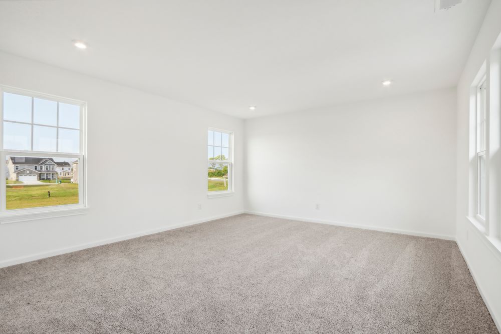 18 Primary Bedroom
