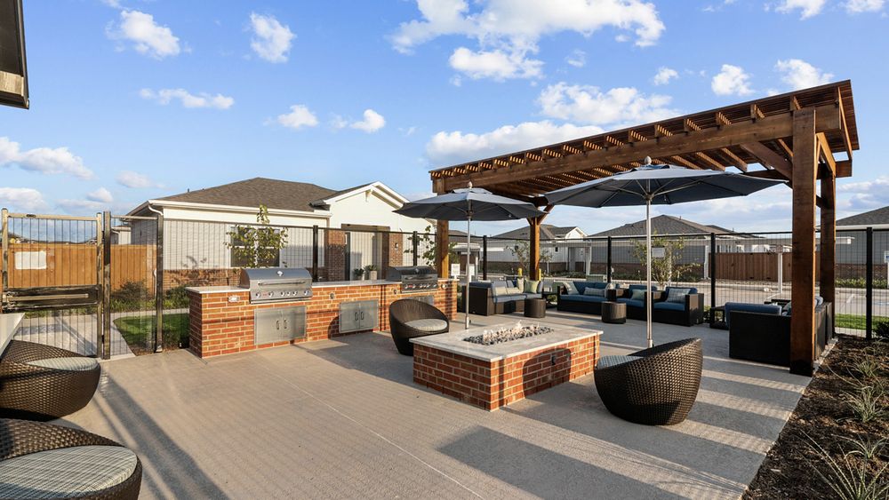 19-for-rent-houston-Cypress_Pool