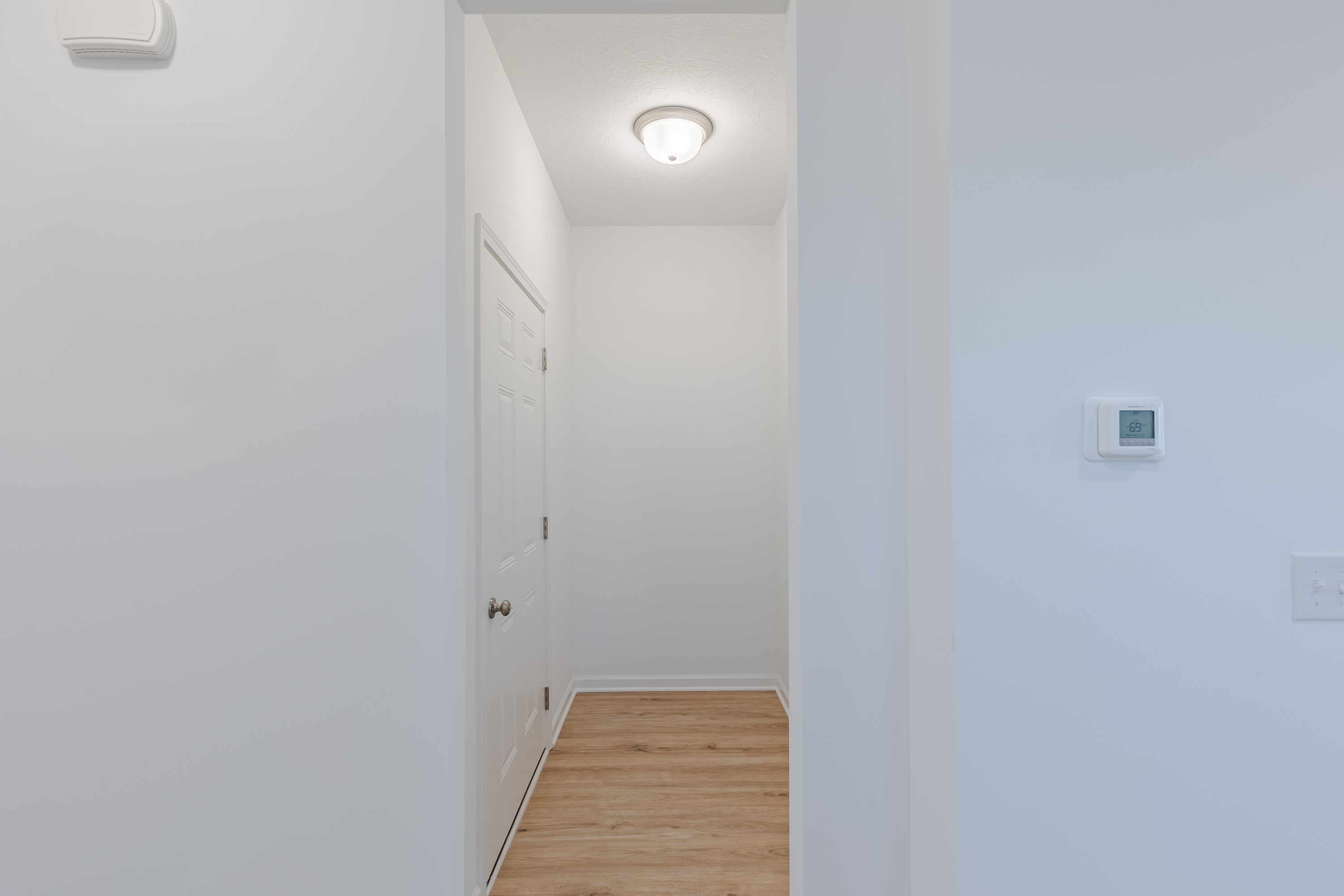 19 Garage Entry