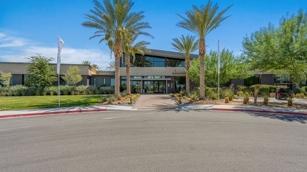 2-custom-Ovation Clubhouse-2