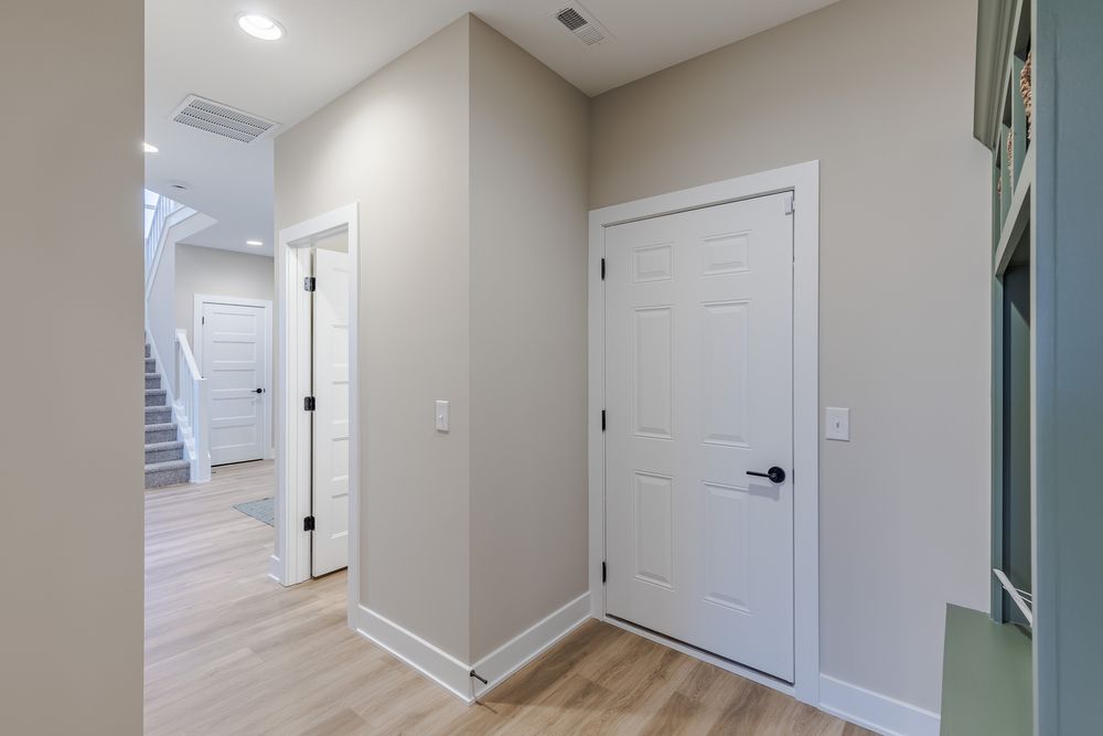 20 Garage Entry
