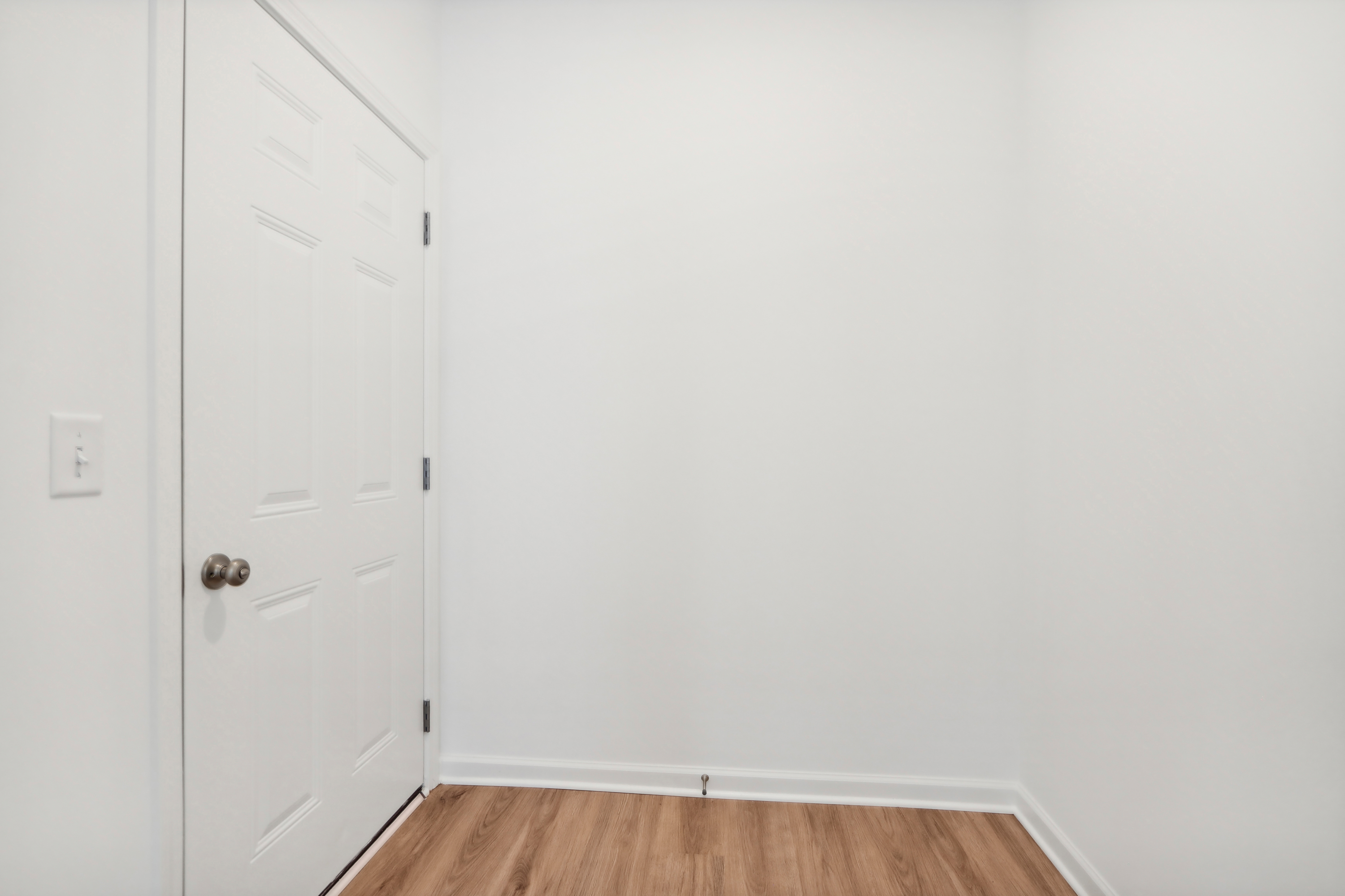 21 Garage Entry