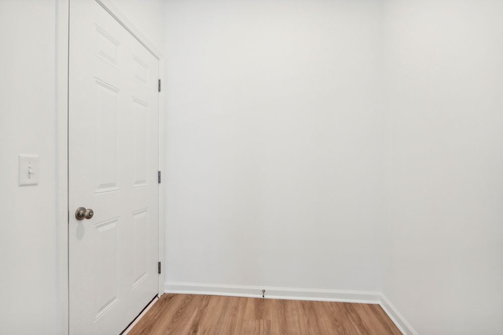 21 Garage Entry