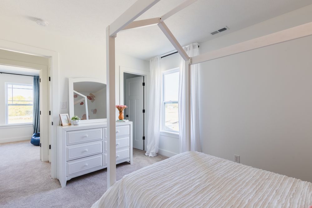 22 Bedroom