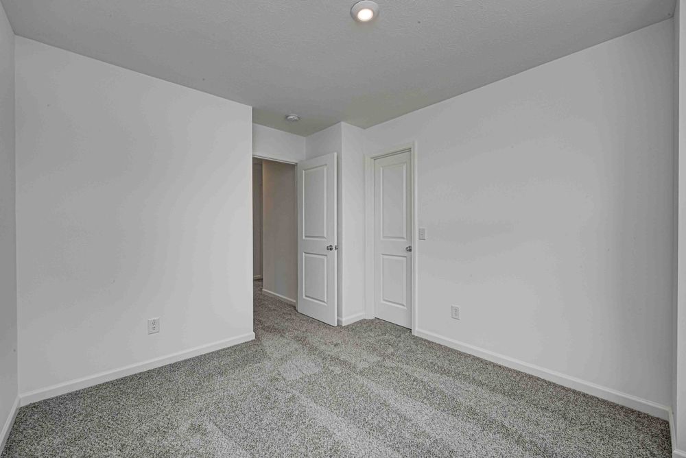 22 Bedroom