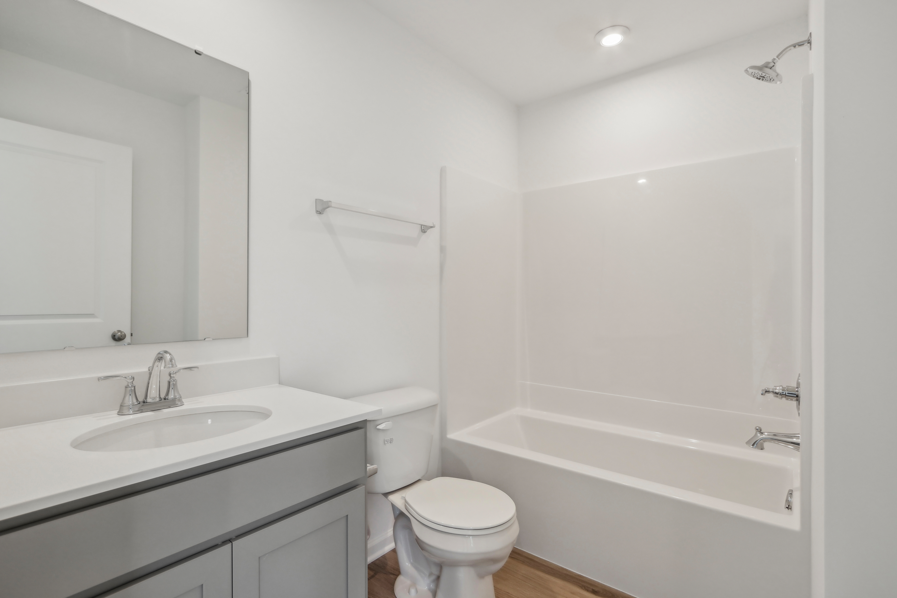 22 Hall Bathroom