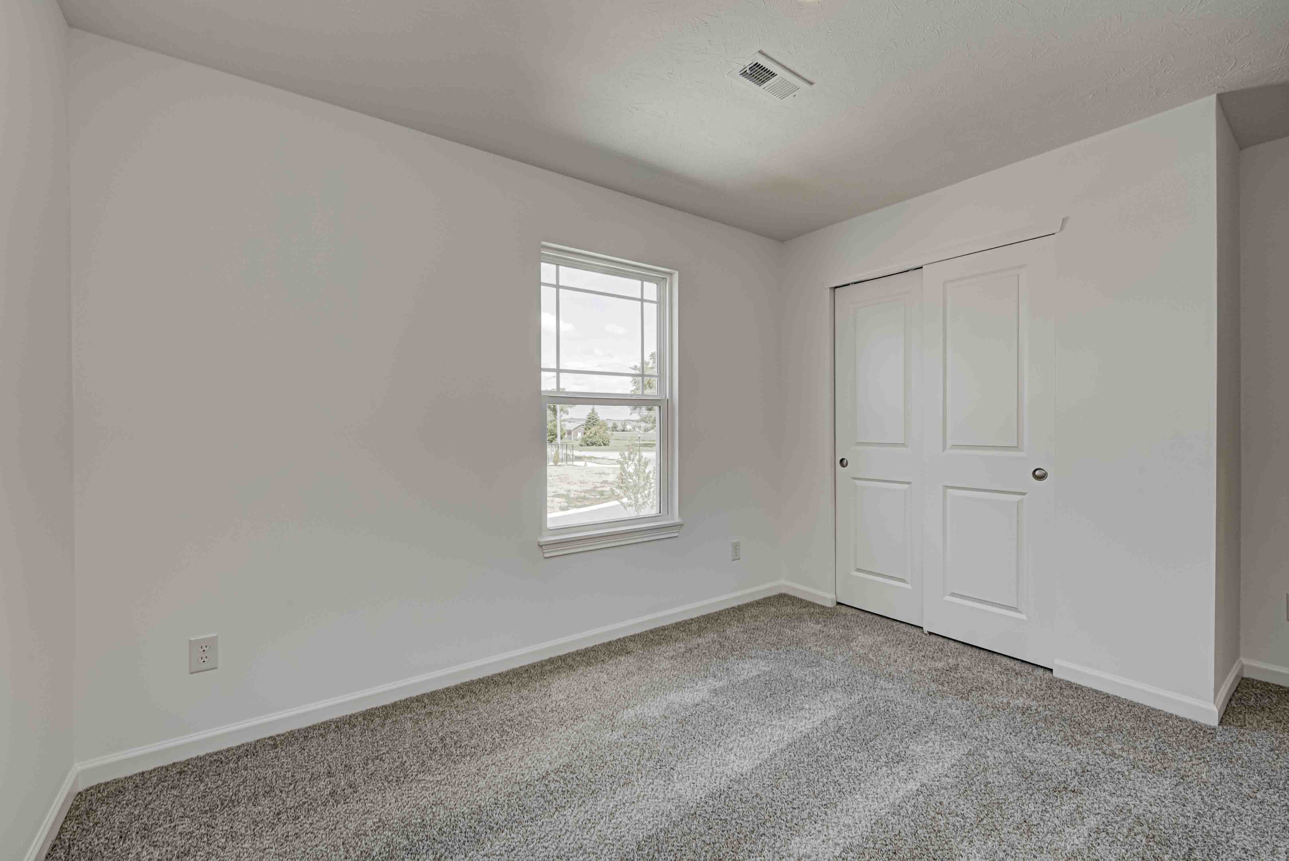 23 Bedroom