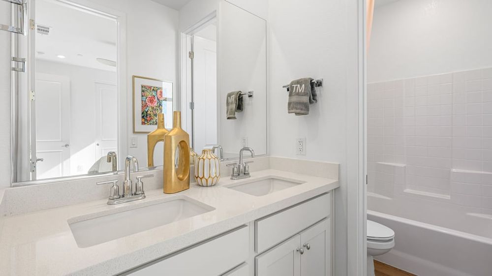 24-custom-TM Lark Hill Unit 2-24