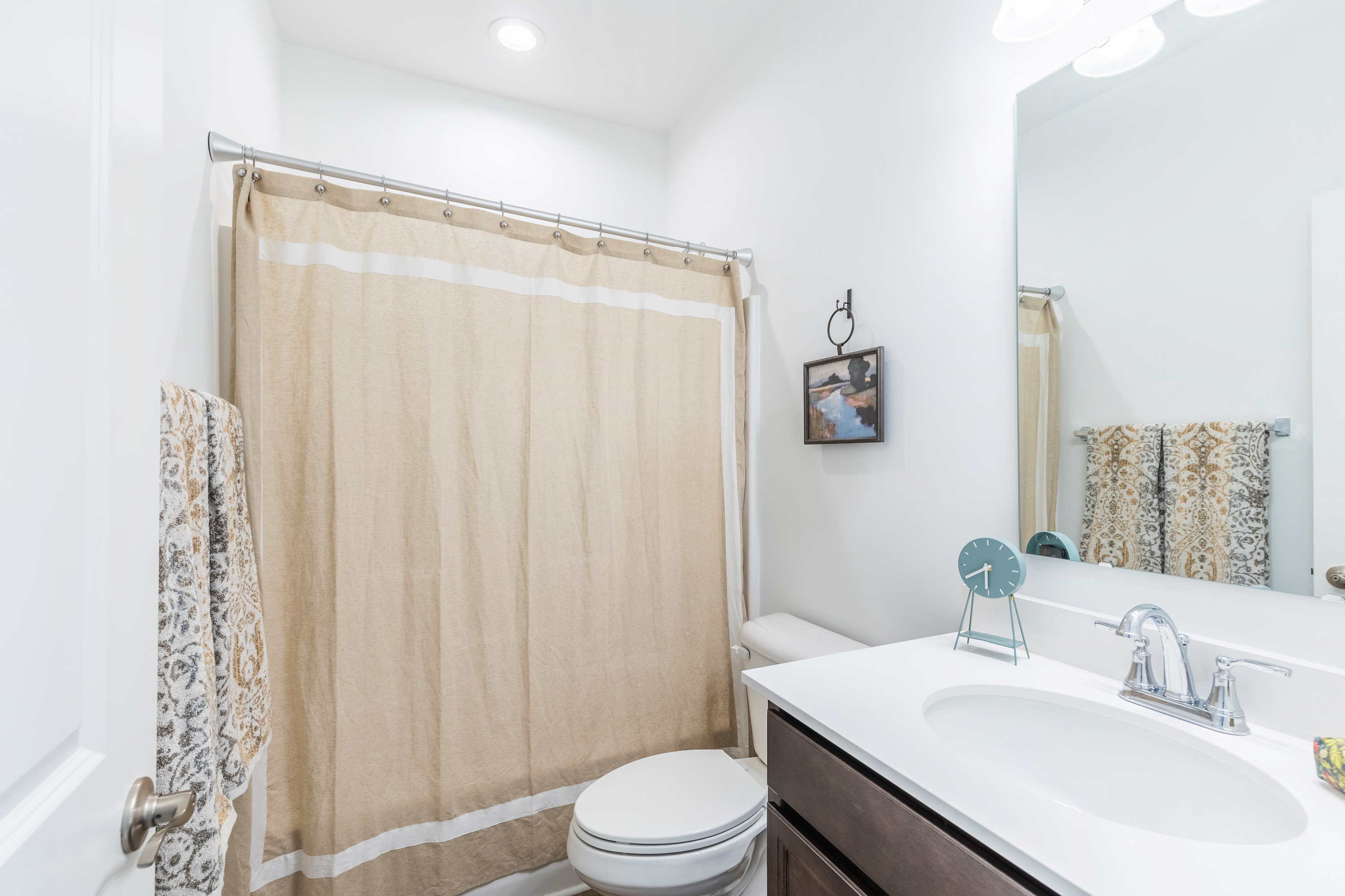 24 Hall Bathroom