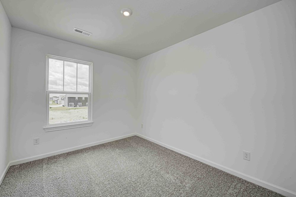 25 Bedroom