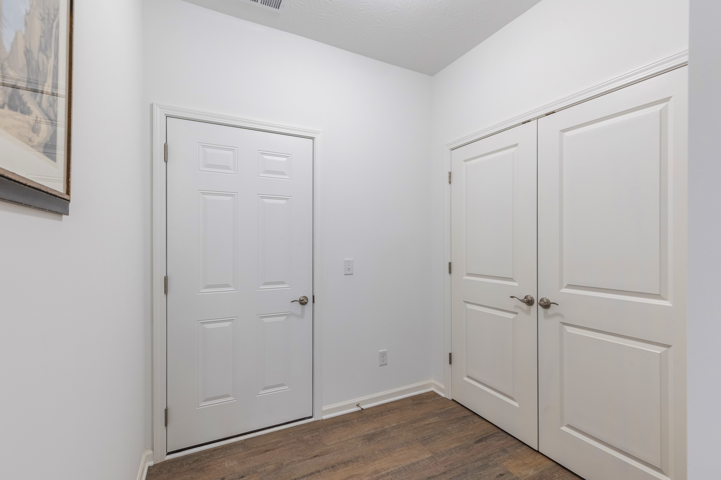 25 Garage Entry