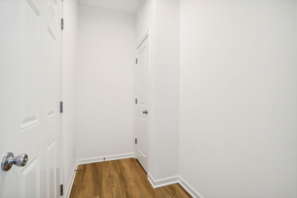 25 Garage Entry