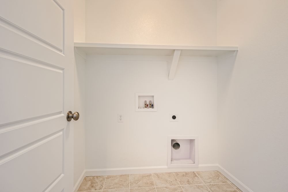 26 2nd Floor Laundry Room