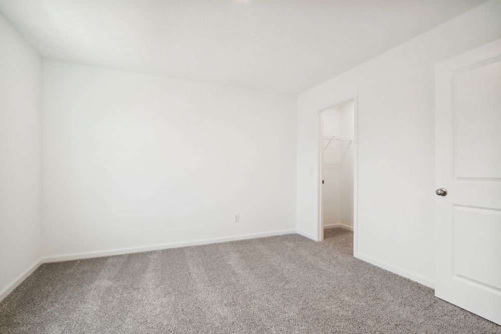 26 Bedroom