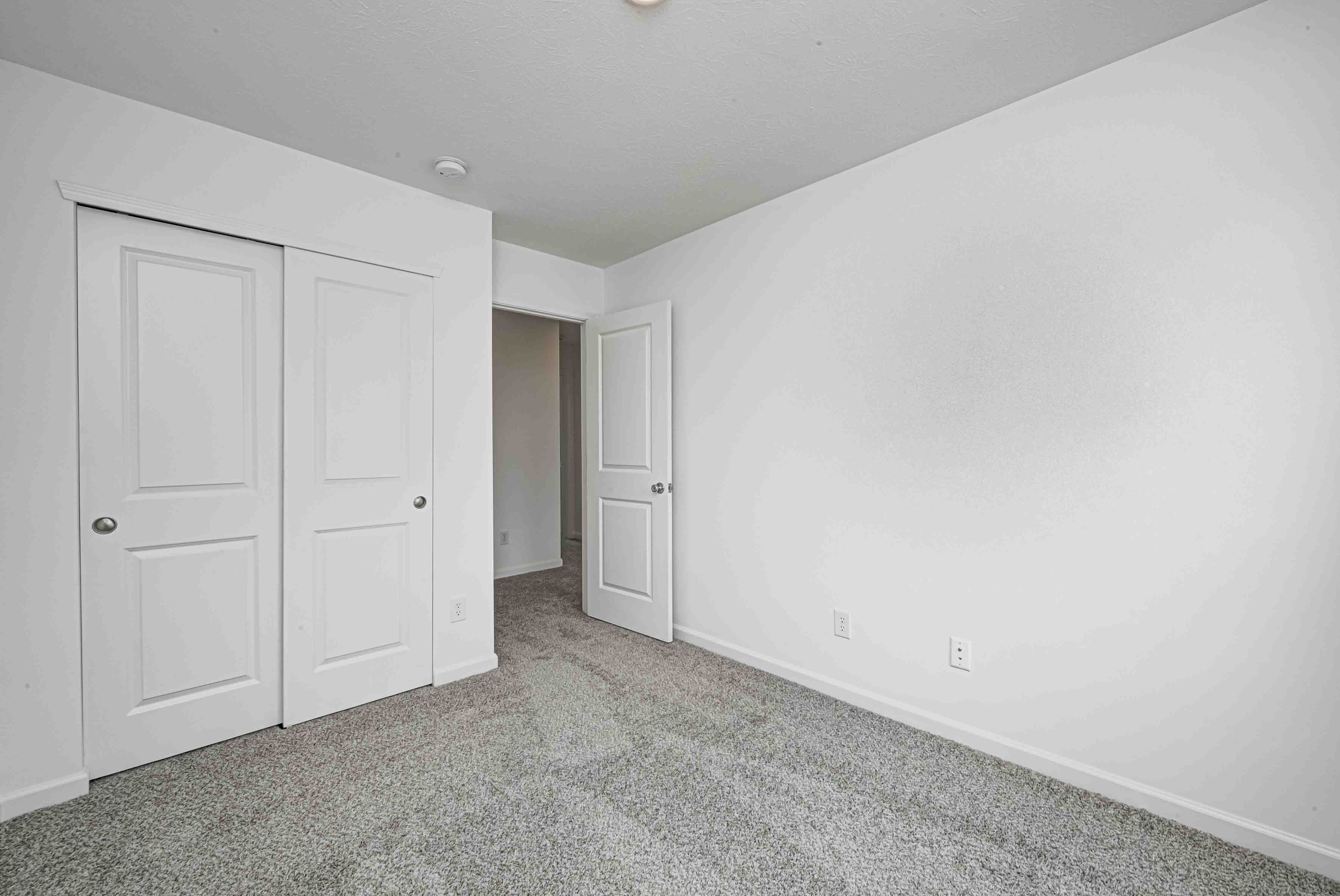 26 Bedroom