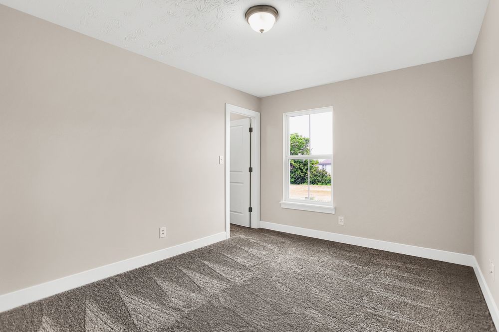 27 Bedroom