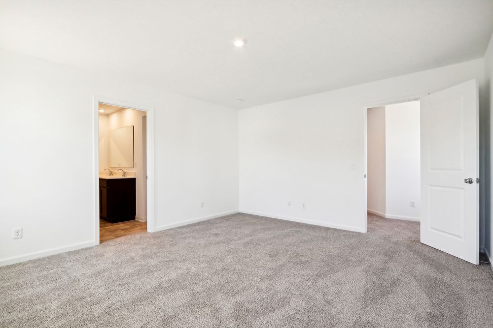 27 Primary Suite