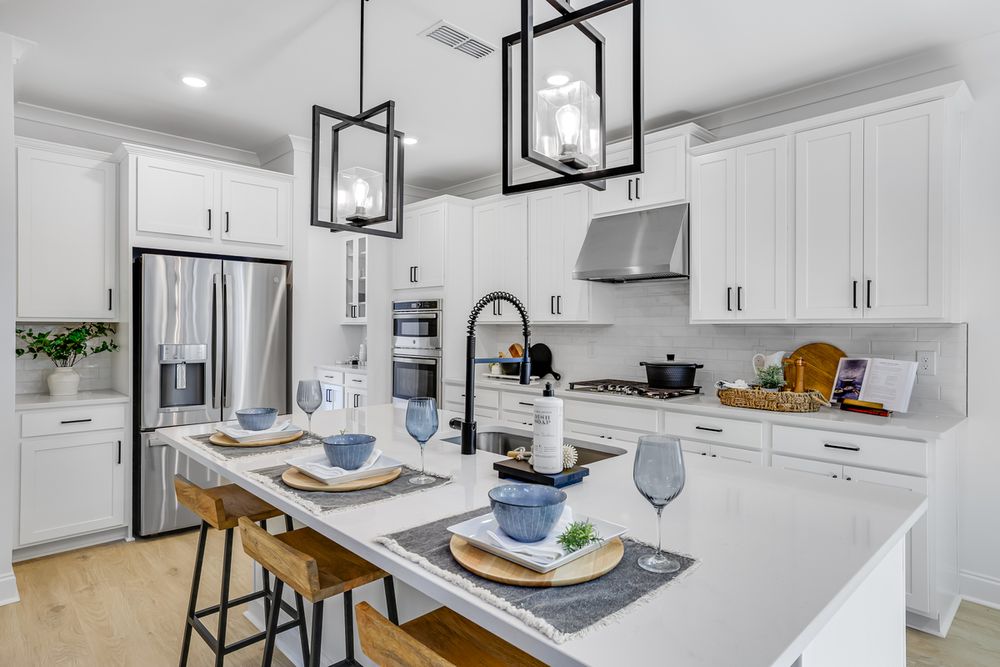 hj-ga-atlanta-reserve-at-hickory-walk-easton-lot-2-kitchen-03.jpg