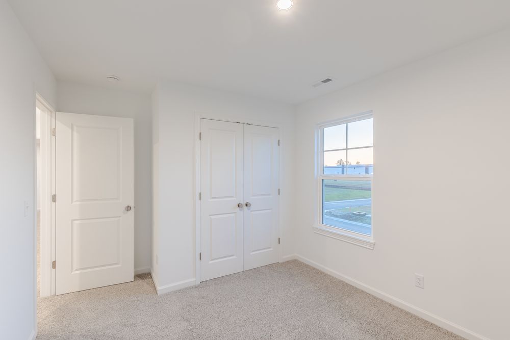 28 Bedroom