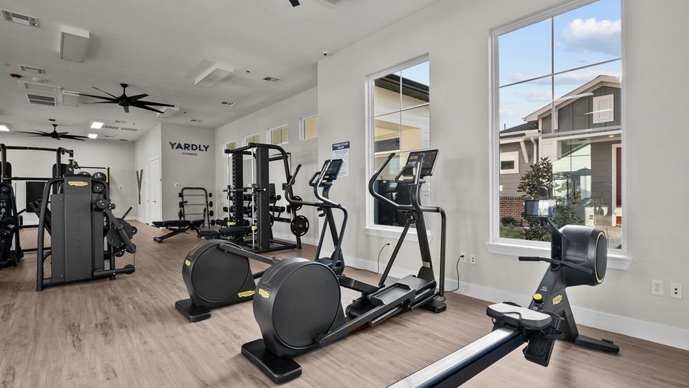 29-apartment-gym_houston_Yardly-Cypress